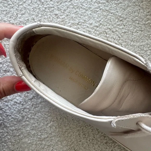 Common projects sneakers size 39